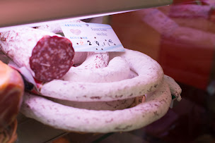 Photo n°5 de Boucherie de la Haute Vieille Tour à Rouen (Boucherie-charcuterie)