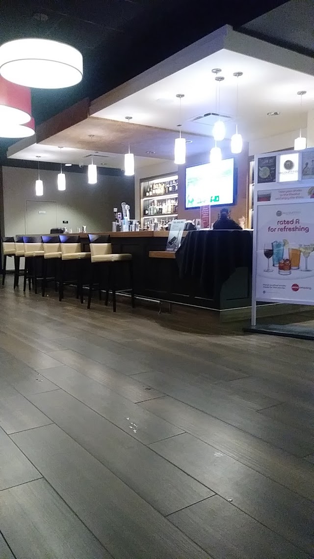 AMC Arapahoe Crossing 16