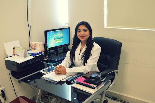 Lic. Bárbara Aguilar Hernández - NUTRIÓLOGA