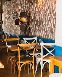 Photo n°77 de Le Village du Phare - Huîtres et fruits de mer à Boulogne-Billancourt (Cave à vins)