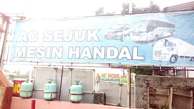 Photos of Bengkel Mobil HANDAL