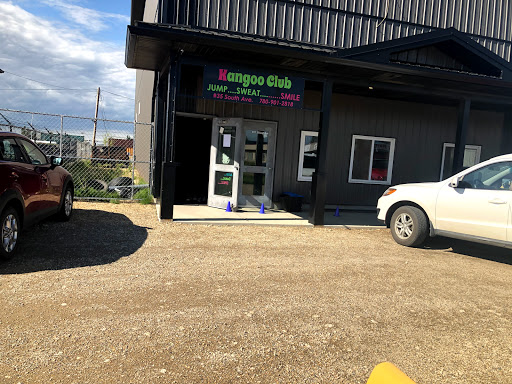 Kangoo Club Spruce Grove - Thumbnail