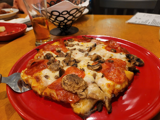 Santo's Italian Restaurant - Thumbnail