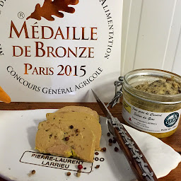 Photo n°9 de FOIE GRAS LARRIEU Pierre-Laurent SARL CAILLAOU à Dému (Épicerie fine)