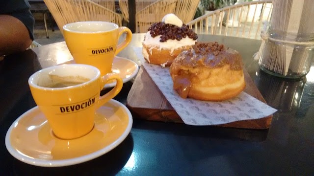 Snob Premium Donuts