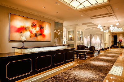 MIRROR MIRROR 丸の内