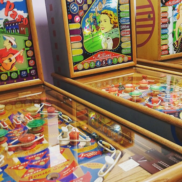 Paris Pinball Museum