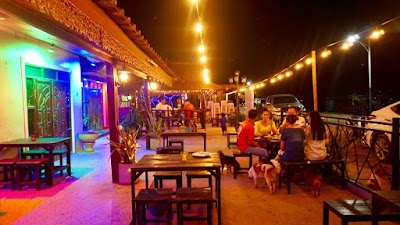Photos of ຮ້ານ90's Ninety Bar & Restuarant ປີ້ງເປັດ @ເມືອງເກົ່າ