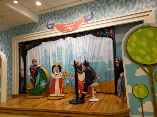 Northbrook Play - Visual