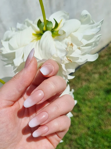 GlossyNail's