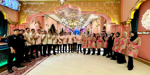 PINK PALACE KARAOKE MAYANG MALL, TERENGGANU
