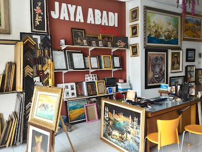 Photos of Jaya Abadi Gallery Malang