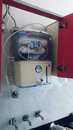 This Ro is 2 years old .all filter and membrane is very bad condition i checked properly and chan… post image