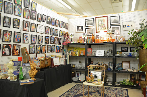 Southern Draw Antique Mall - Thumbnail