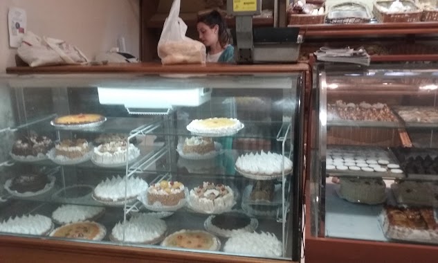 Panaderia La Cumbre, Author: Isabel Isaurralde