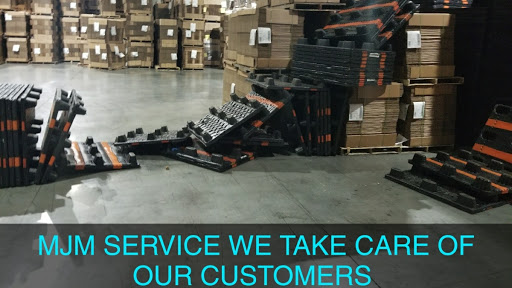 SKYFALL SERVICES - Visual