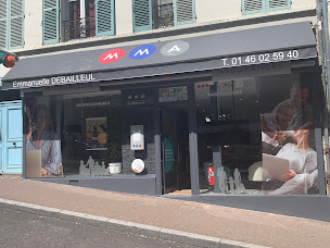 Photo n°2 de Debailleul Emmanuelle à Saint-Cloud (Agence d'assurance)