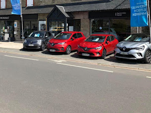 Photo n°4 de Garage Hamon SEG - Agence Renault et Dacia à Matignon (Garage automobile)