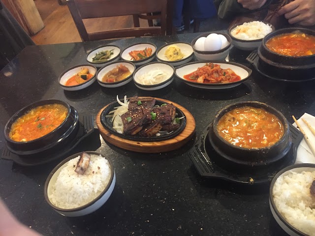 Kaju Tofu House