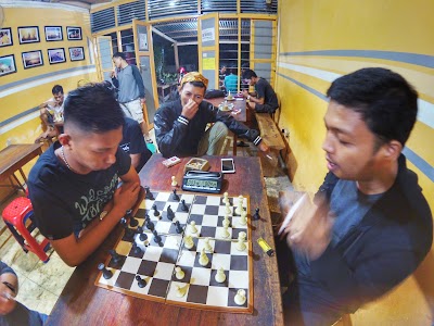 Photos of Warkop Bahrul Chesss
