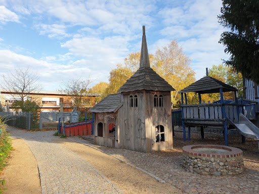 Robin Hood Playground - Thumbnail