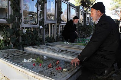 Photos of Shiraz Cemetery