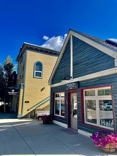 Mountain Betty Salon - Thumbnail