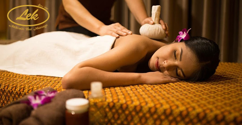 Lek Massage Bangkok - BTS Asok photo