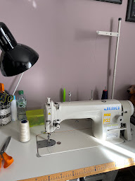 Photo n°2 de Les retouches de Nath à Thézan-lès-Béziers (Service de retouche de vêtements)