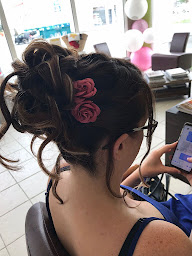 Photo n°4 de Coiffure Zen Esprit à Gémozac (Salon de coiffure)