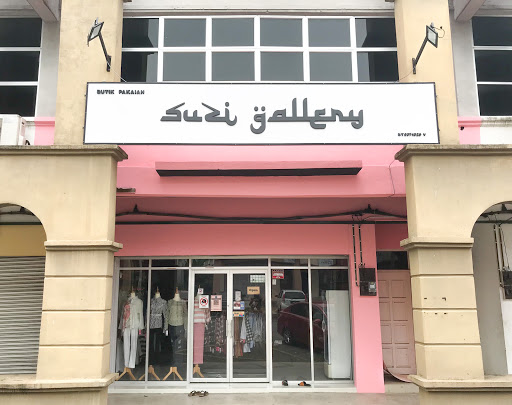 Suzi Gallery Boutique