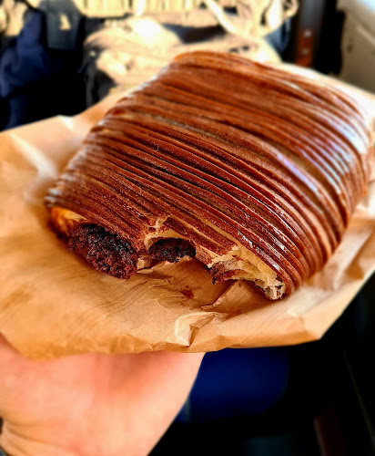 Avis sur Boulangerie-Pâtisserie "Au Fournil des Saveurs" à Calais - Boulangerie