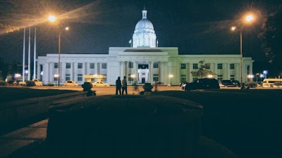 Photos of Viharamahadevi Park