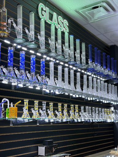 VIP Smoke Shop - Hillview - Thumbnail