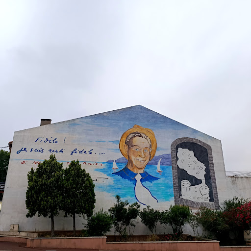 Fresque murale de Charles Trenet