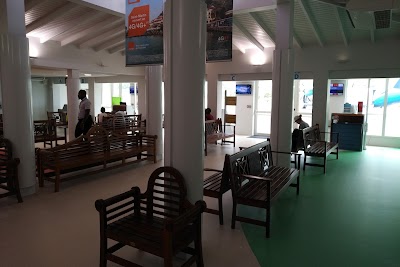 Photos of L'Esp&eacute;rance Airport