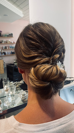 Mari‘s Haarglück - Thumbnail