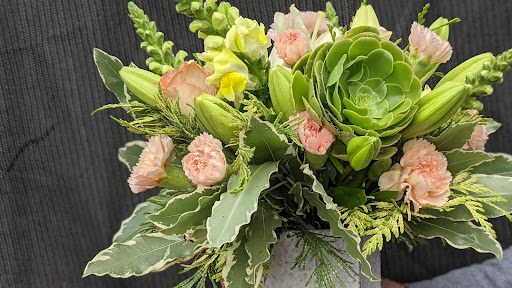 Monash Florist Logo