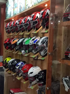 ANDRIAN HELMET GALLERY, Author: Ahmad Saepuloh