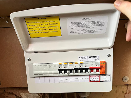 FD Electrical Solutions - Visual