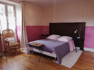 Photo n°1 de Chambre d’hôte Vue sur Vert - Gîtes de France à Saint-André-de-Najac (Maison d'hôtes)