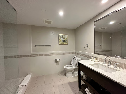 Aventura Hotel - Thumbnail