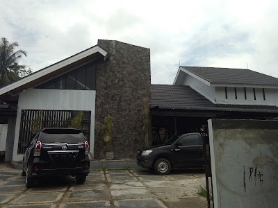 Photos of CAR RENTAL Pekanbaru (CV. JAYA MANDIRI)