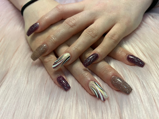 Gercegi's Hair and Nails - Thumbnail
