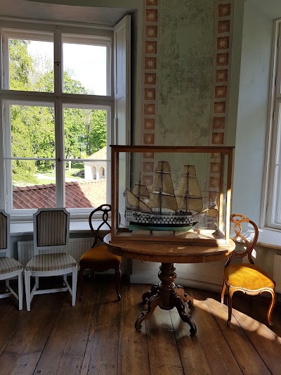 Photos of Kiltsi m&otilde;is