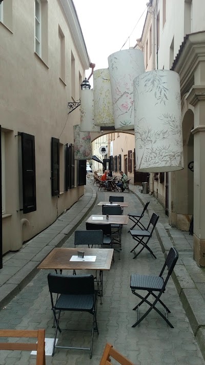 Photos of Notre Vie