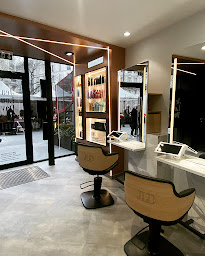 Photo n°5 de Jean Louis David - Coiffeur Paris à Paris (Magasin de cosmétiques)