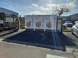 Photo n°9 de TotalEnergies Proxi Nord Est (ex CPE énergies) à La Chapelle-Saint-Luc (Fournisseur de bois)