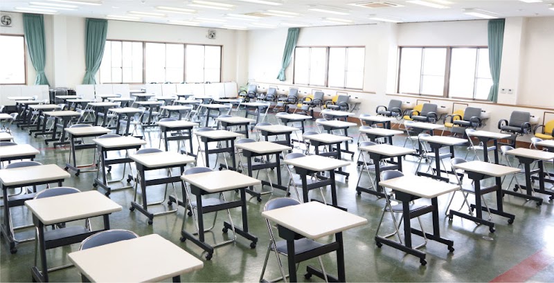 タカヤマアドバンスビューティー専門学校