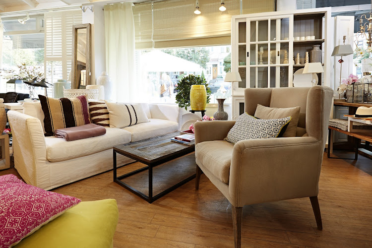 Summer House Einrichtungs-GmbH